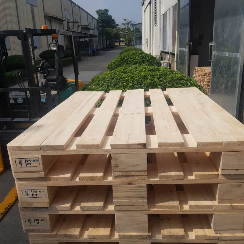 Plywood Pallet Tại WoodenPallet